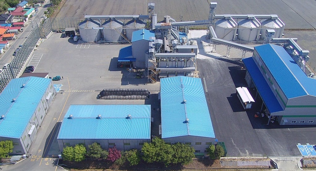 충남 아산 종합미곡처리장 '선도농협 현미가공공장' /사진제공=CJ제일제당