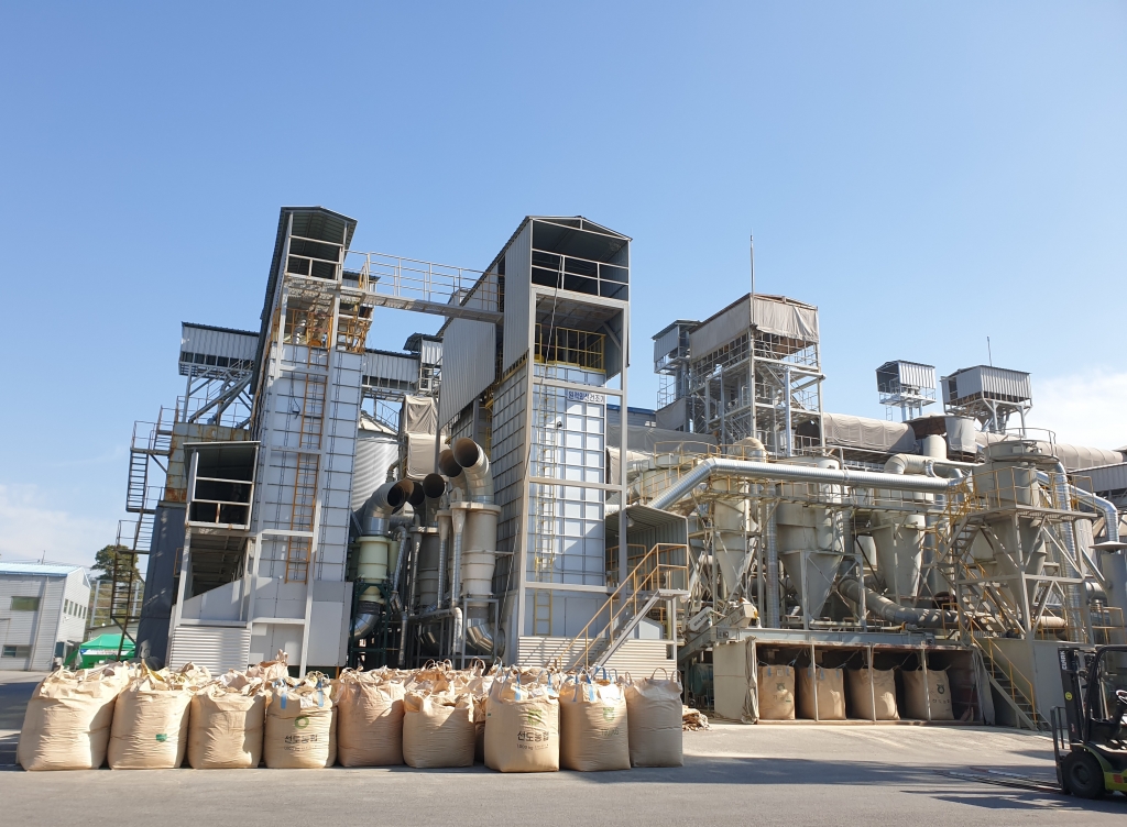 충남 아산 종합미곡처리장 '선도농협 현미가공공장' 전경 /사진=이영민 기자
