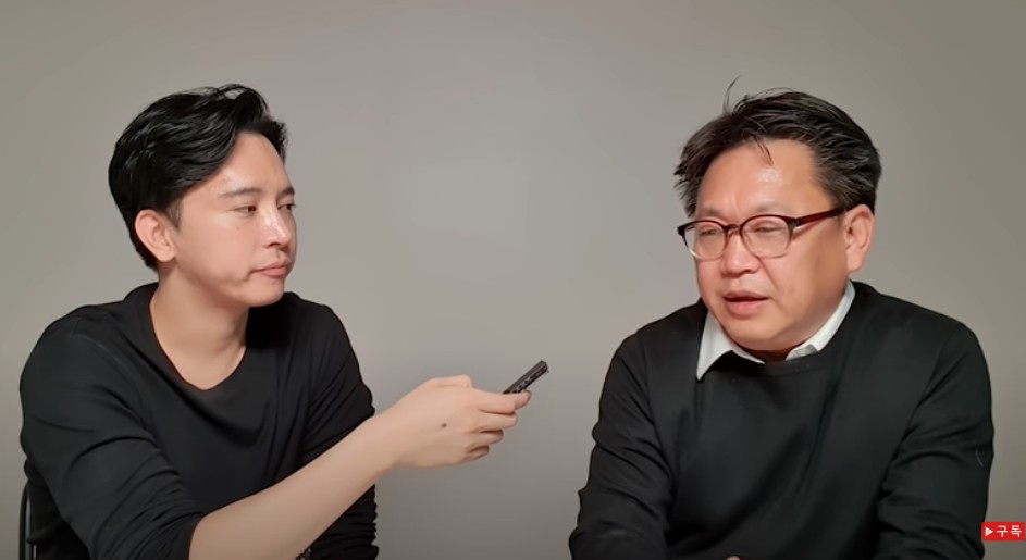 신사임당 주언규씨(왼쪽), 존리 메리츠자산운용 대표(오른쪽) 인터뷰 모습 /사진=유튜브 '신사임당' 채널 캡처