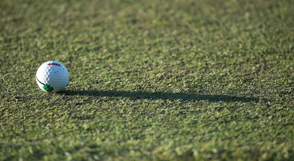 지난달 8일 인천 영종도 스카이72 골프앤리조트에서 열린 한국여자프로골프(KLPGA)투어 하나금융그룹 챔피언십 4라운드(최종라운드) 경기, 장하나의 공이 그린위에 놓여 있다. /사진=뉴시스