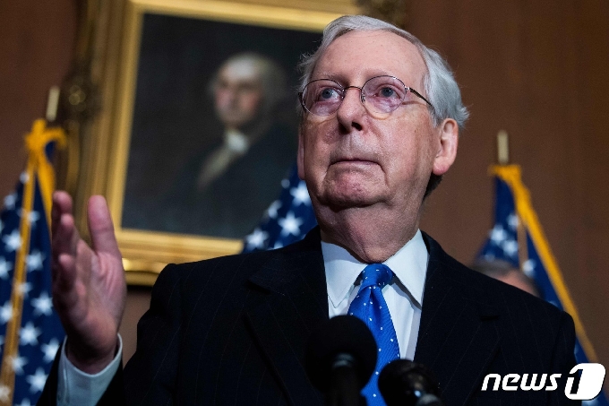미치 매코넬 미국 상원 공화당 원내대표 © AFP=뉴스1