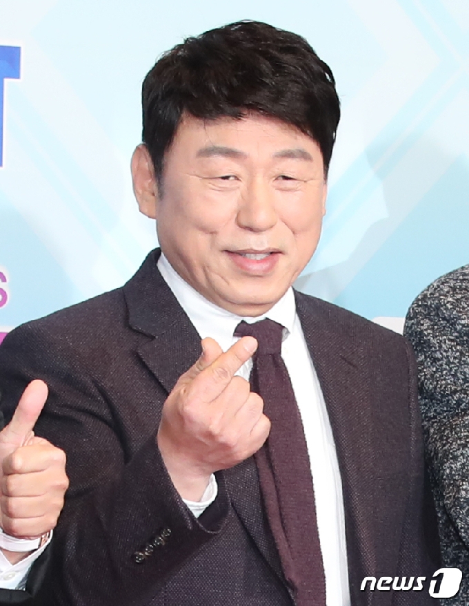 작사가 이건우/뉴스1 © News1 권현진 기자
