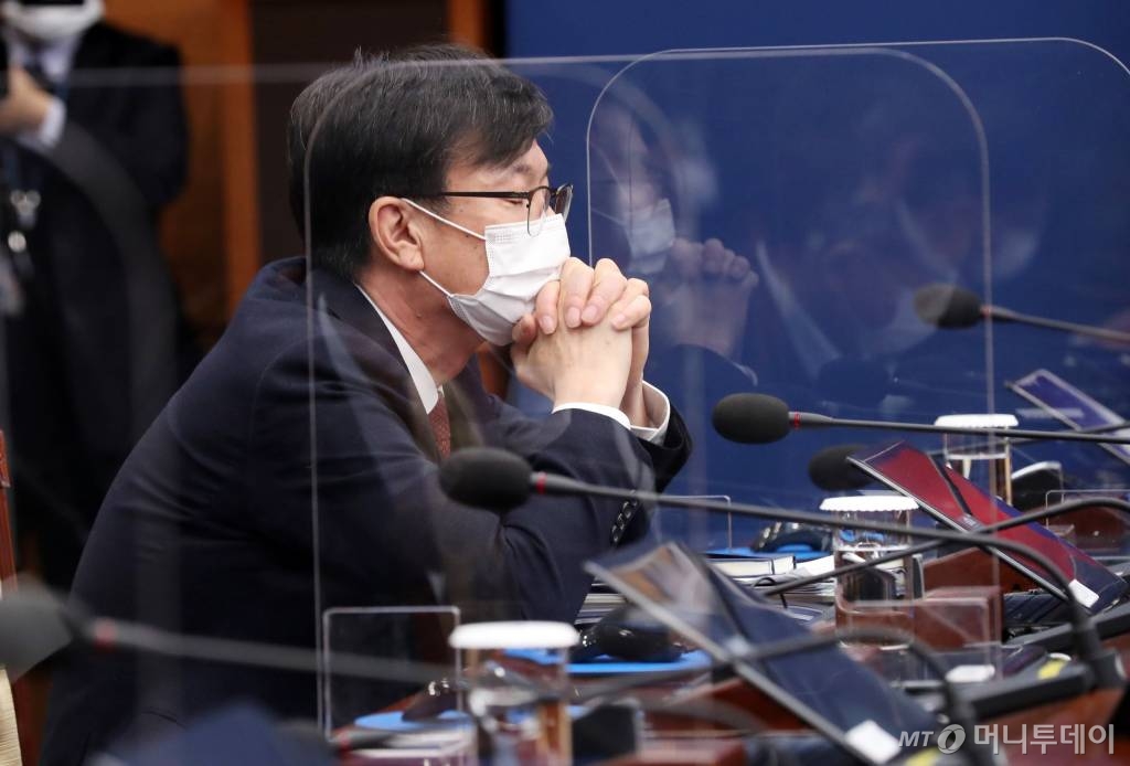 [서울=뉴시스]박영태 기자 = 김상조 청와대 정책실장. 2020.12.01. since1999@newsis.com