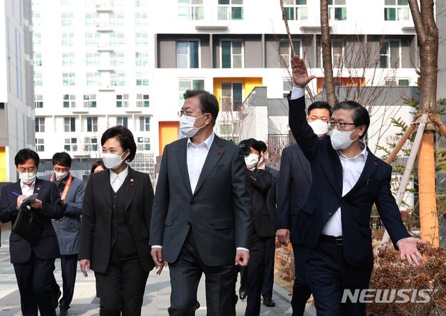 [서울=뉴시스]박영태 기자 = 강민석 청와대 대변인. 2020.12.03. since1999@newsis.com