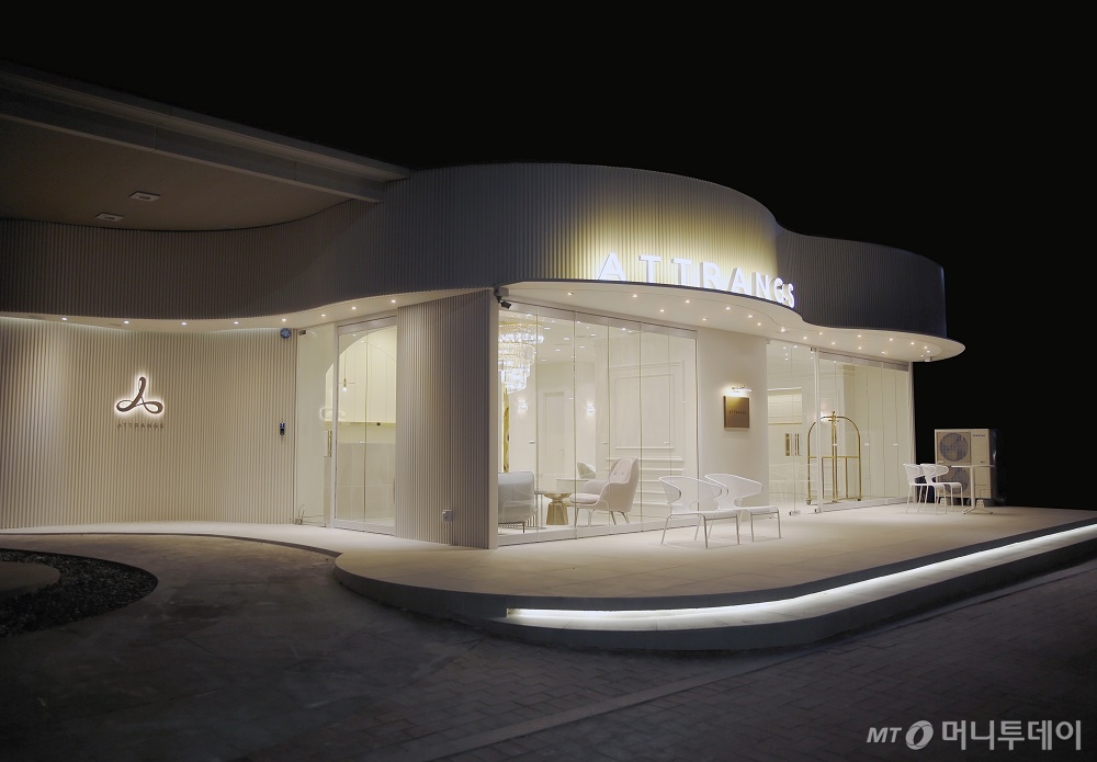 Attrangs Private in Seoul Showroom near Sangwangsimni Station/ Photo Provided by SN Fashion Group