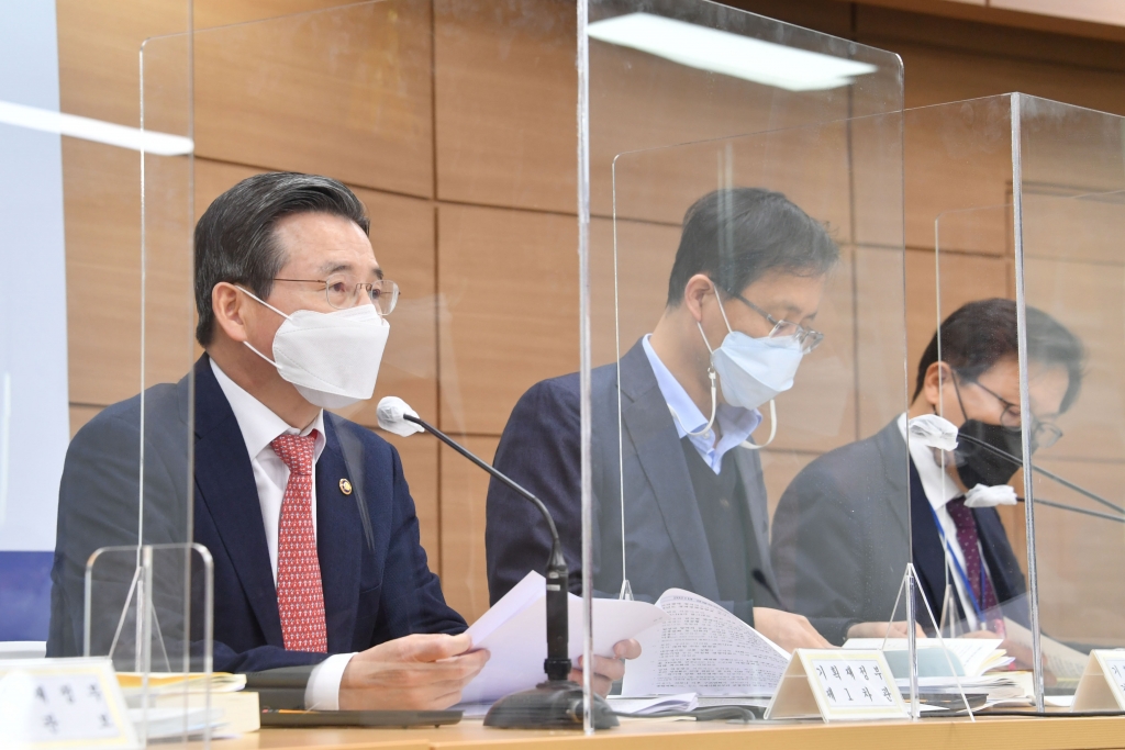 김용범 기획재정부 1차관이 지난 14일 '20201년 경제정책방향' 사전브리핑을 했다./사진=기획재정부