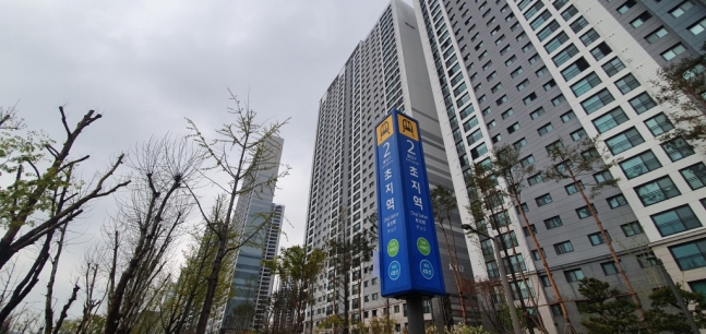 안산시 단원구 초지동 초지역메이저타운푸르지오 단지 전경 /사진=최동수 기자