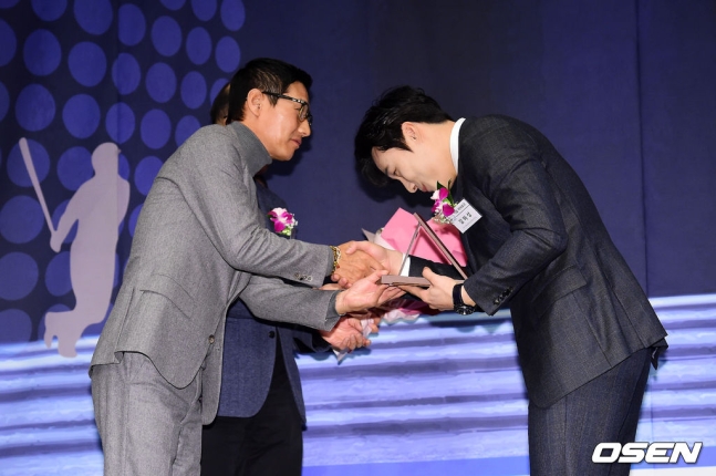 염경엽(왼쪽) 전 감독과 김하성.