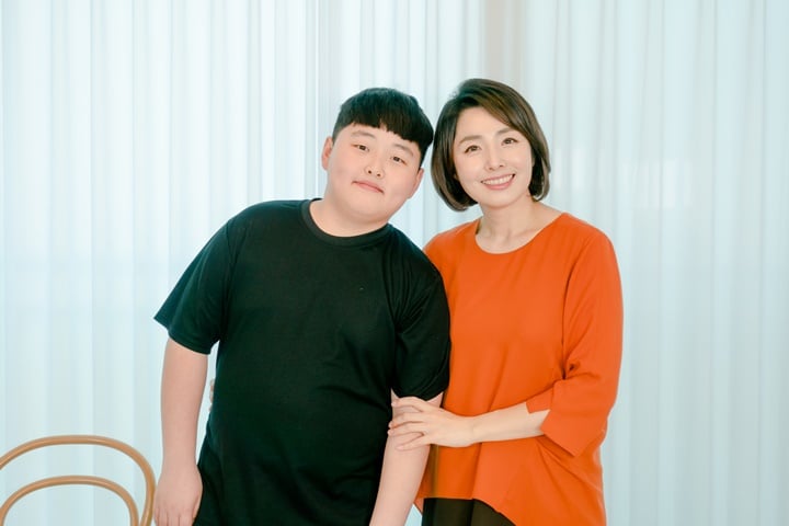 '쭈니맨' 권준군과 어머니 이은주씨 /사진=이주아PD