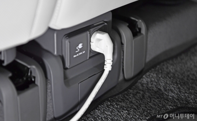 실내 V2L/사진제공=현대차