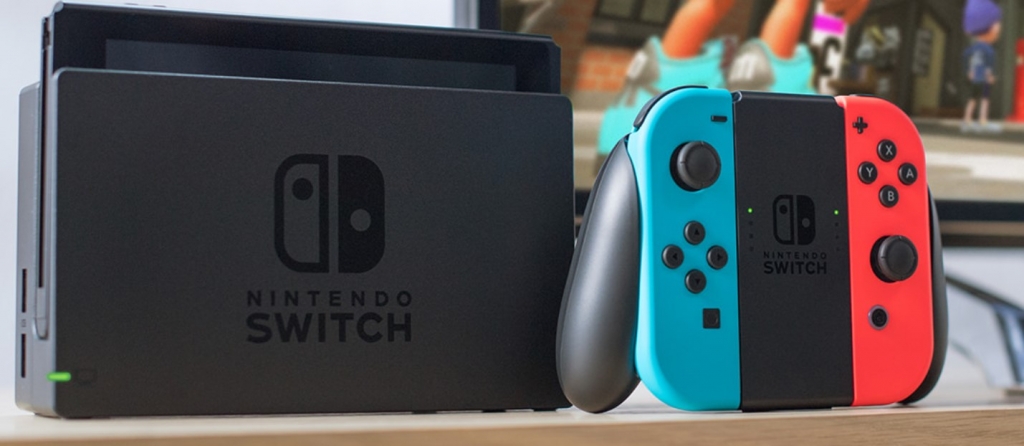 [서울=뉴시스]홍효식 기자 = 24일 서울 영등포구 여의도에 프리 오픈한 서울 시내 최대 규모 백화점 '더현대 서울'을 찾은 시민들이 내부를 둘러보고 있다. 2021.02.24. yesphoto@newsis.com