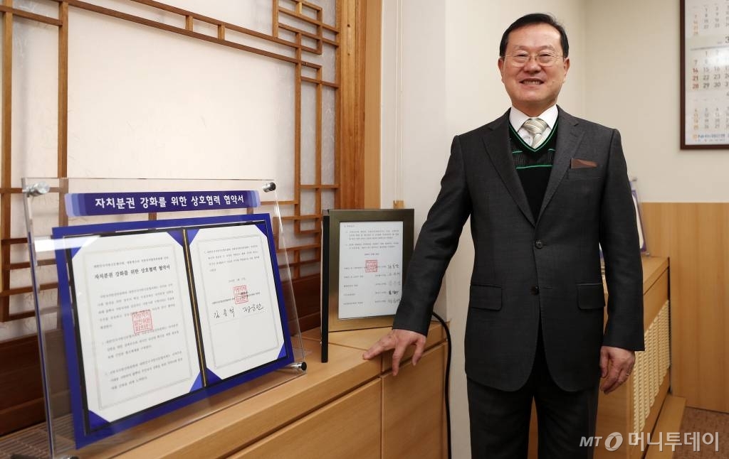 김순은 자치분권위원장 인터뷰 /사진=김휘선 기자 hwijpg@