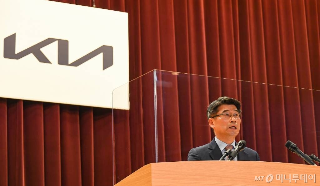 송호성 기아 사장이 22일 서울 양재동 본사에서 열린 제77회 정기주주총회에서 인사말을 하고 있다./사진제공=기아