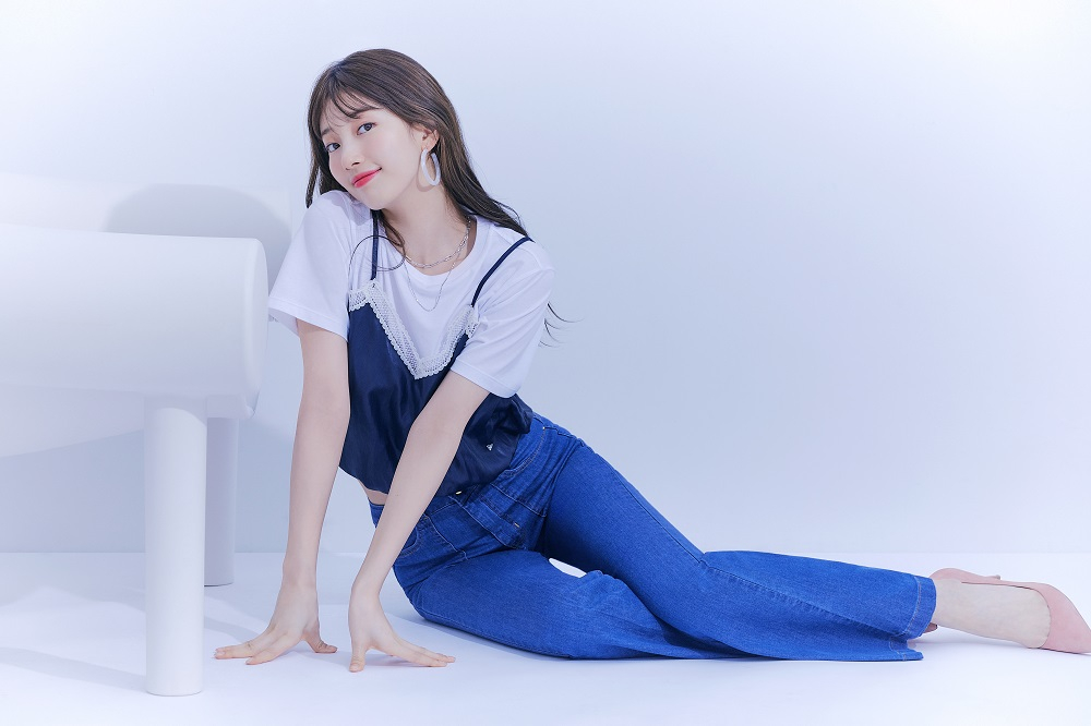 가수 겸 배우 수지/사진제공=게스(GUESS)