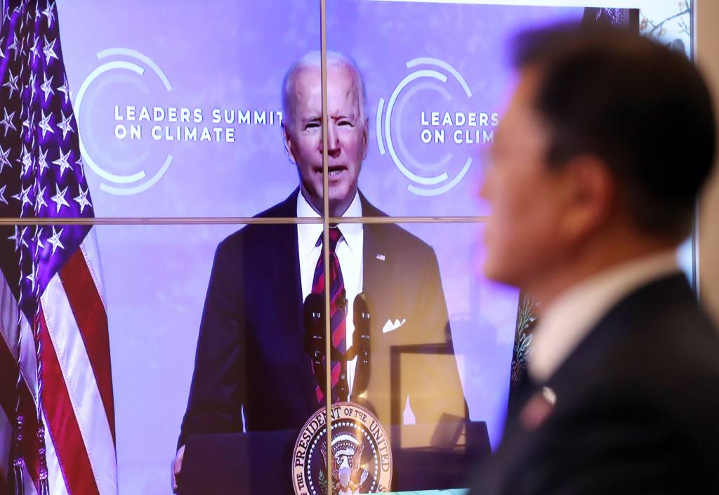  [서울=뉴시스]박영태 기자 = 조 바이든 미국 대통령이 22일 화상으로 열린 기후정상회의에 참석해 모두발언을 하고 있다. 2021.04.22. since1999@newsis.com