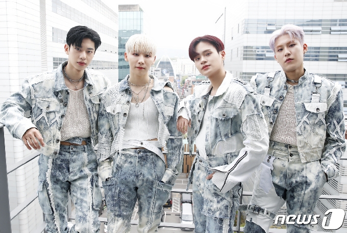 AB6IX 김동현(왼쪽부터), 전웅, 이대휘, 박우진/뉴스1 © News1 권현진 기자