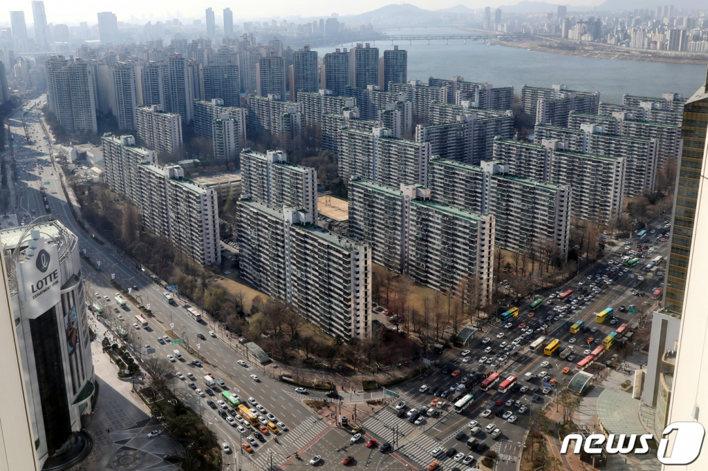 서울 송파구 잠실주공 5단지 전경. 2019.3.13/뉴스1  