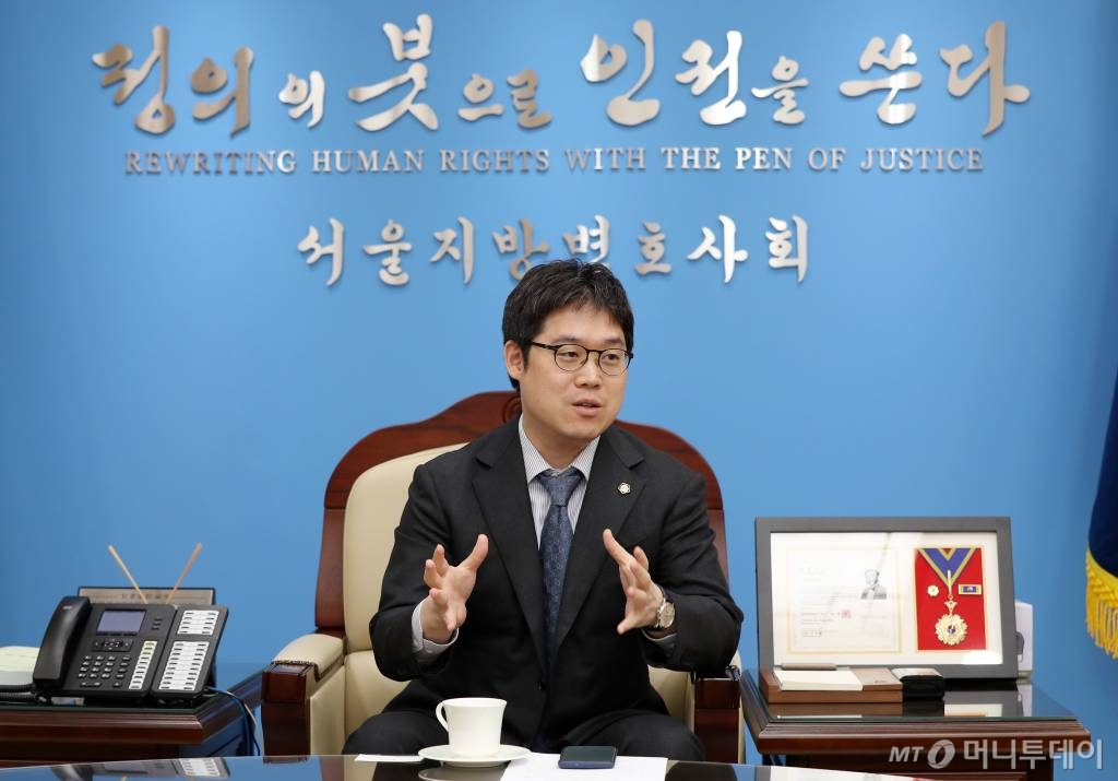 김정욱 서울지방변호사회장 인터뷰 /사진=김휘선 기자 hwijpg@