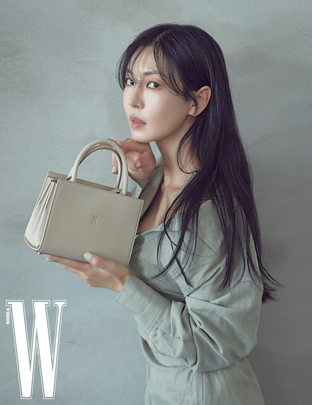 배우 김소연/사진제공=W매거진, 에이안비주얼컴퍼니