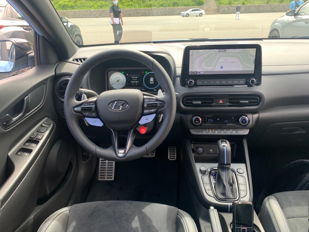 코나 N 내부/사진=이강준 기자