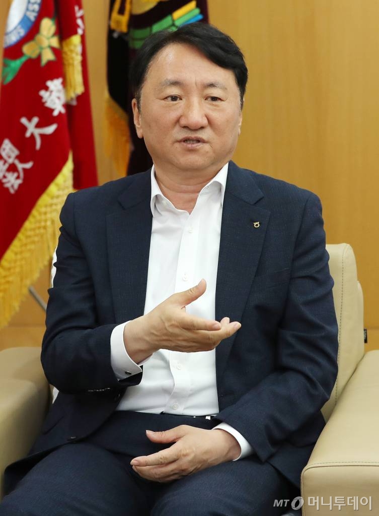 권준학 NH농협은행장 /사진=김휘선 기자 hwijpg@