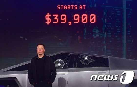 테슬라의 전기 트럭 '사이버트럭' 시연회 ? AFP=뉴스1