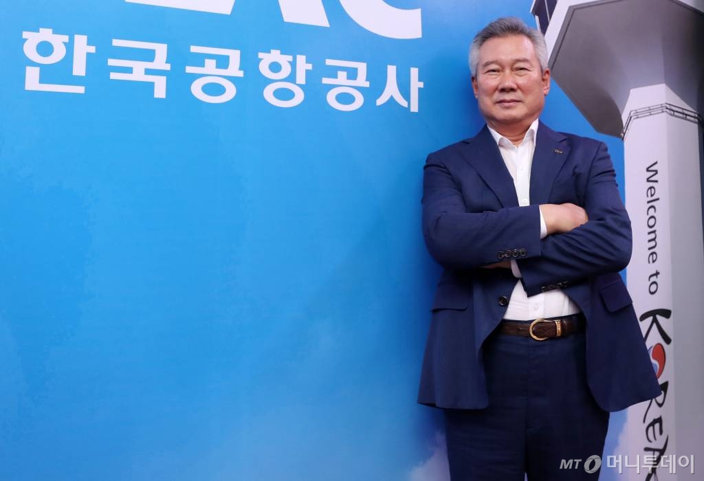 손창완 한국공항공사 사장을 14일 서울 강서구에 위치한 공항공사 본사에서 만났다 /사진=김휘선 기자 hwijpg@