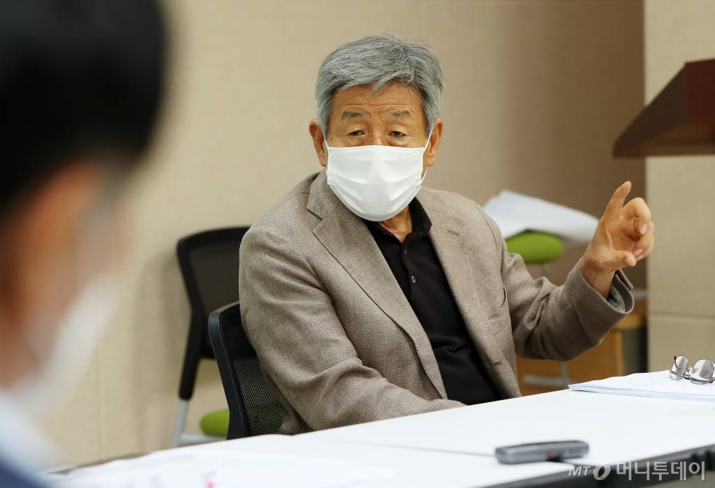 유인태 전 국회 사무총장 /사진=김휘선 기자 hwijpg@