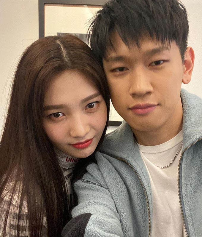 그룹 레드벨벳 조이, 가수 크러쉬/사진=조이 인스타그램