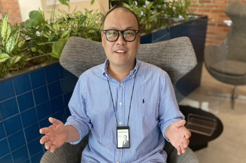 최근 경기도 판교에 위치한 네이버클라우드 사무실에서 인터뷰 중인 최원혁 CPO./사진제공=네이버클라우드