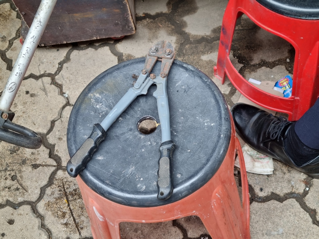  강씨가 구매한 '가따'라고 불리는 절단기 제품. /사진=이세연 기자