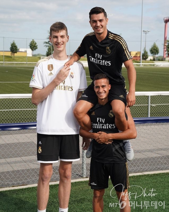 /사진=올리비에 리우스(Olivier Rioux) 인스타그램 캡처