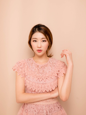 GIN 9월 이달의 인플루언서 한국언니/사진제공=GIN
