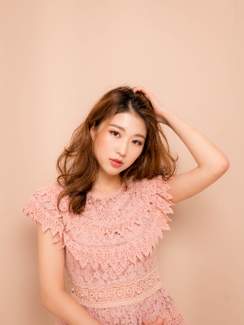 GIN 9월 이달의 인플루언서 한국언니/사진제공=GIN