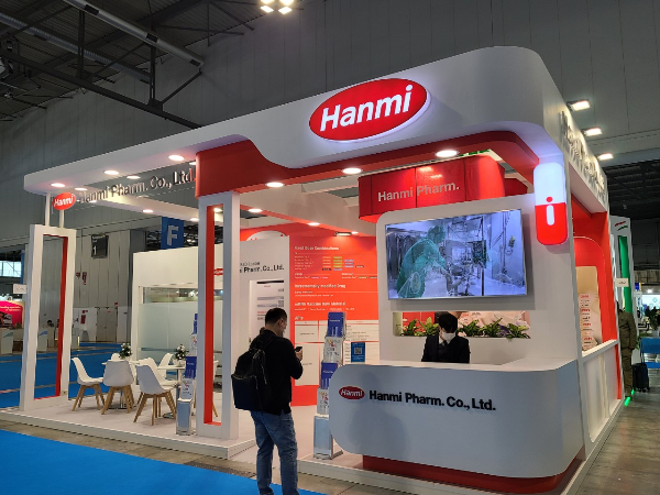 9일(현지시간) 이탈리아 밀라노에서 열린 CPhI 2021 한미약품 부스 전경. /사진=정기종 기자