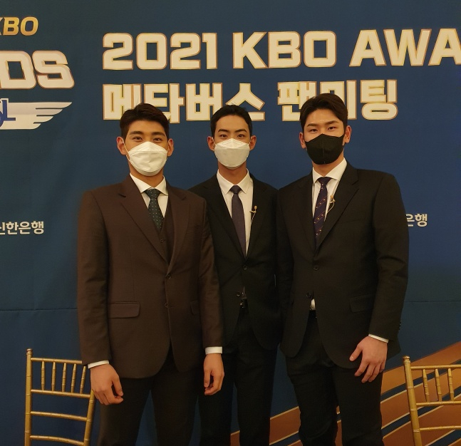 사진 왼쪽부터 이정/사진=김동윤 기자