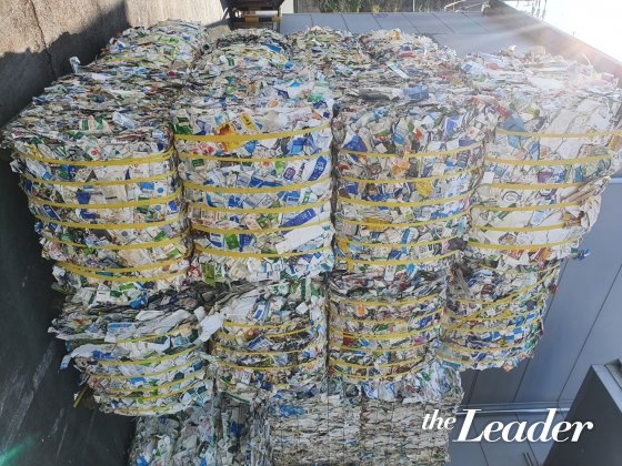 종이팩 압축품 현장 사진