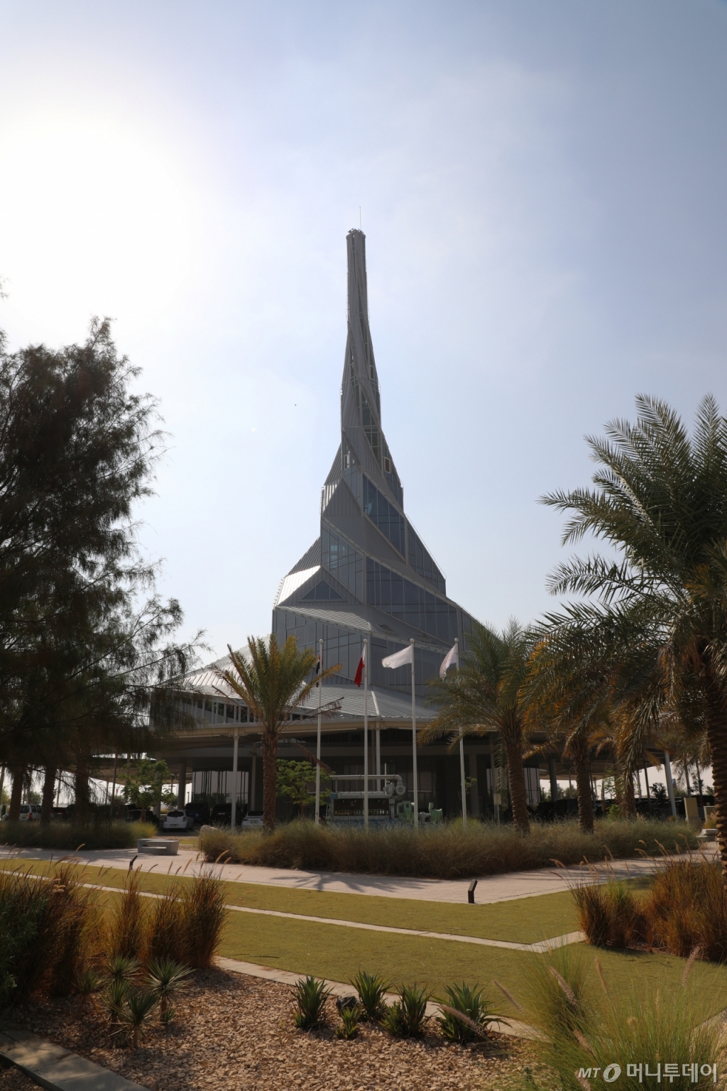 '무함마드 빈 라쉬드 알 막툼 솔라파크(Mohammed Bin Rashid Al Maktoum Solar Park, MBRM)'의 홍보관인 솔라 이노베이션 센터/두바이(UAE)=김성운 MTN PD