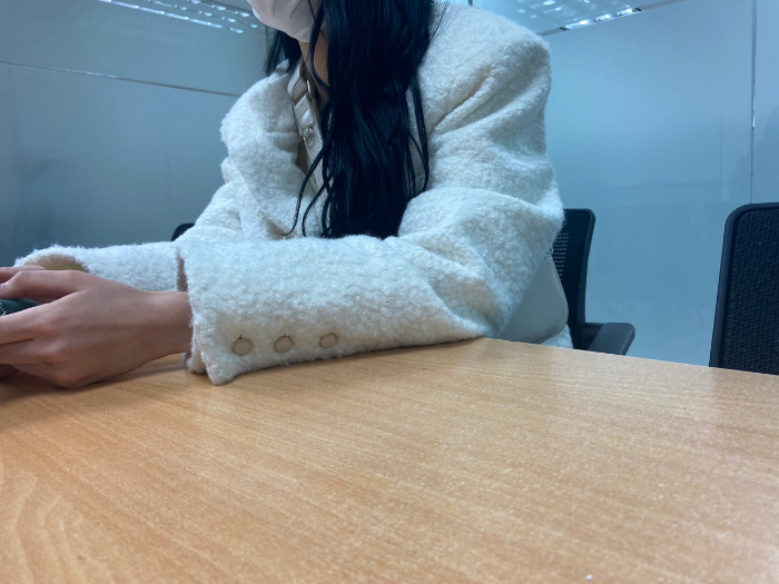 조유정씨는 지난 24일 서울 종로구 머니투데이 본사에서 진행한 인터뷰에서 자신의 학교폭력 의혹에 대해 반박했다. /사진=전형주 기자 jhj@