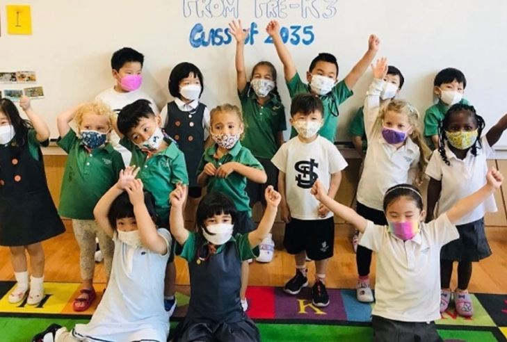  자녀를 미국·영국 등 먼 나라로 조기유학을 보내지 않고 제주도 국제학교로 진학시키는 학부모들이 늘고 있다. /사진=제주도 국제학교인 세인트존스베리아카데미(SJA) 인스타그램