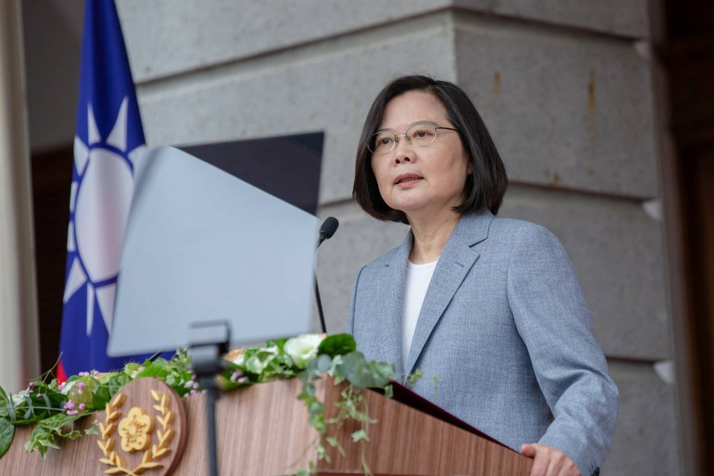TAIWAN-PRESIDENT/INAUGURATION Taiwan President Tsai Ing-wen attends the inauguration ceremony at the Presidential Office Building in Taipei Taiwan President Tsai Ing-wen delivers her inaugural address at the Taipei Guest House in Taipei, Taiwan May 20, 2020. Wang Yu Ching/Taiwan Presidential Office/Handout via REUTERS ATTENTION EDITORS - THIS IMAGE WAS PROVIDED BY A THIRD PARTY. NO RESALES. NO ARCHIVES.