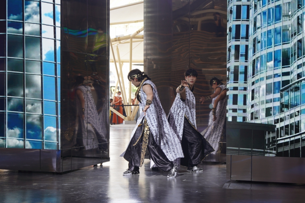 두바이월드엑스포 한국관에서 K팝 공연이 펼쳐지고 있다/사진제공=2020 두바이 월드엑스포 한국관