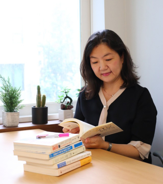 엄마교과서 저자 신여윤.
