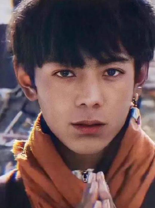 티베트에서 목동 일을 하는 딩전 전주(21)/사진=웨이보