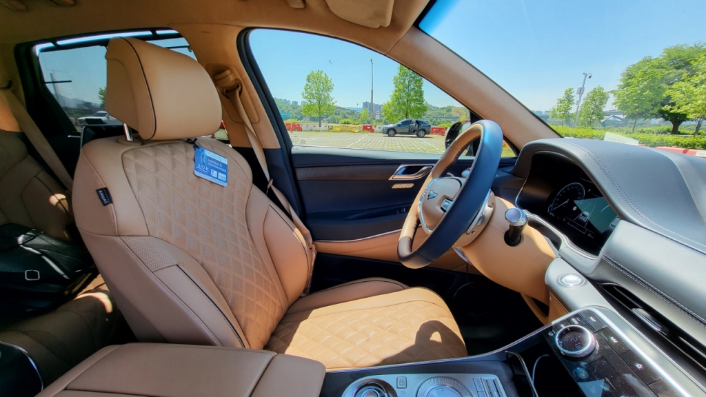 제네시스 2022 GV80 6인승 모델/사진=이강준 기자