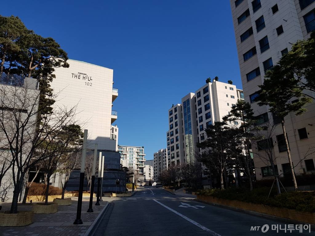 용산구 한남동 한남더힐 단지 내부 전경. /사진=유엄식 기자
