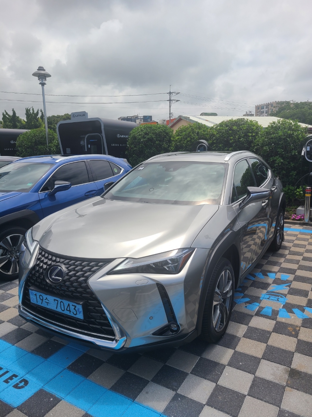 렉서스 첫 전기차 UX300e/사진=정한결 기자.