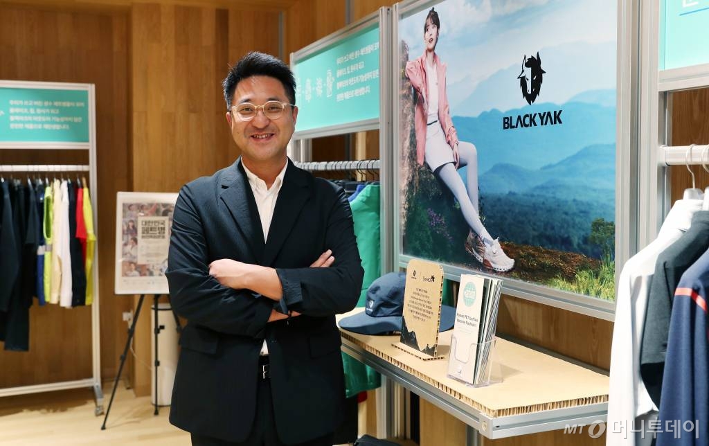 김정회 블랙야크 상무 인터뷰 /사진=김휘선 기자 hwijpg@