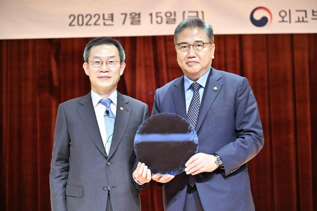 이종호 장관이 지난 15일 외교부에서 반도체 강연에 나섰다. / 사진=뉴시스