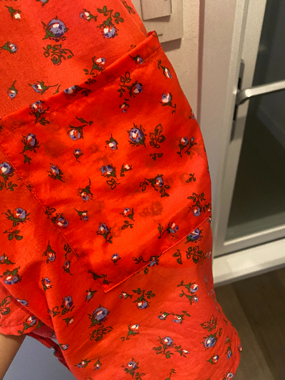 엄마의 앞치마는 또 얼마나 오랜 시간 물에 젖었을지./사진=남형도 기자